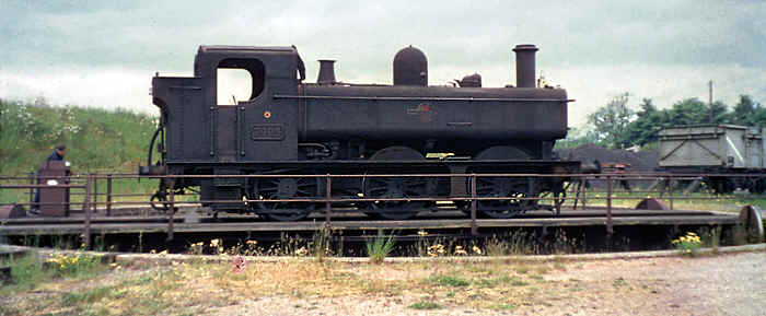 7404 being turned on Fairford turntable