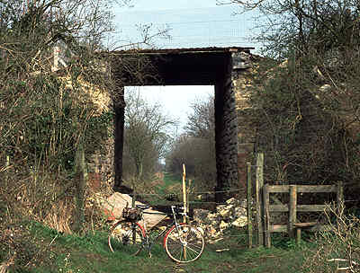 Partly demolished bridge near Alvescot