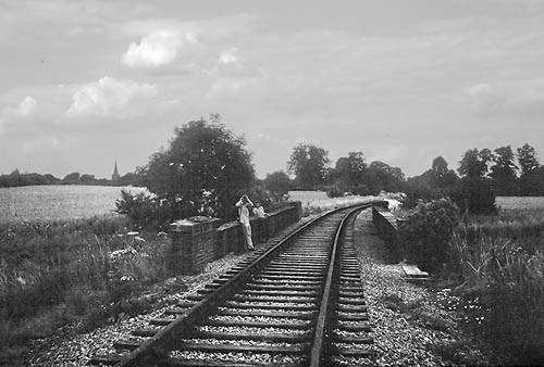 The River Evenlode bridge in 1971