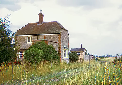 Little Faringdon croosing keeper's house