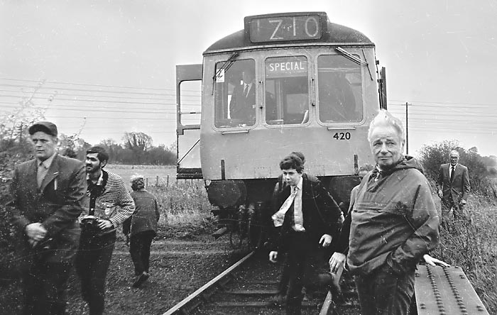 'Witney Wanderer' railtour by the River Windrush Bridge 31 October 1970